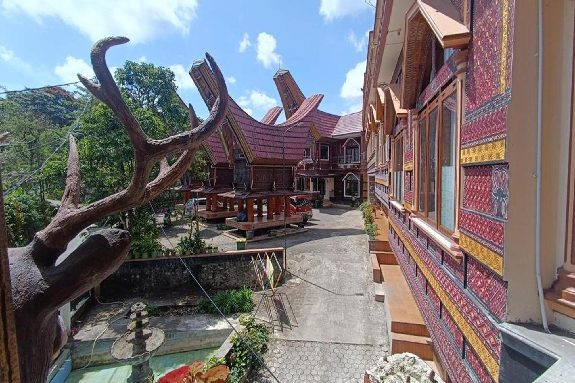 Hotel Manggasa Makale Bagian luar foto